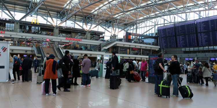 Hamburg Havalimanı geçen yıl yolcu rekoru kırdı
