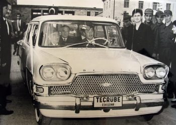 Devrim otomobilinin mühendislerinden Şecaattin Sevgen ve Devrim otomobilinin kısa hikâyesi