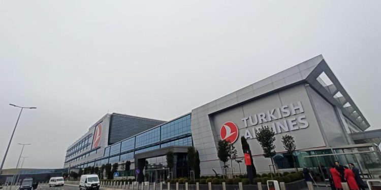 THY’nin İstanbul Havalimanı’ndaki binalarına “enerji yönetimi” sertifikası
