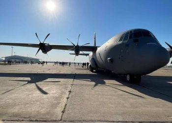 Irak, Türkiye’ye 26 uçakla 136 ton yardım malzemesi gönderdi