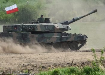 Polonya, ilk Leopard tanklarını Ukrayna’ya teslim etti