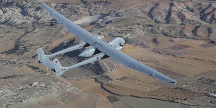 Yerli İHA Aksungur deprem bölgesinde baz istasyonu oldu