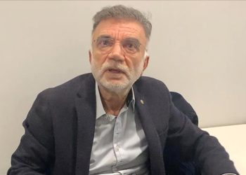 Yıkılan rezidansın müteahhidi İstanbul Havalimanı’nda gözaltına alındı