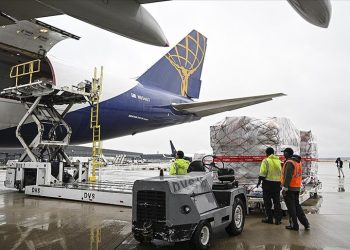Atlas Air deprem bölgesine 60 tonluk yardım taşıdı