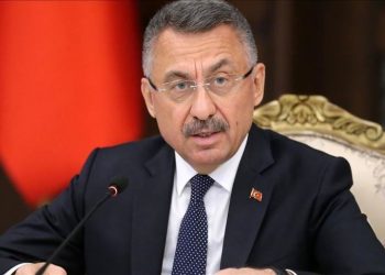 Fuat Oktay açıkladı: Deprem sonrası üç havalimanı uçuşlara kapatıldı