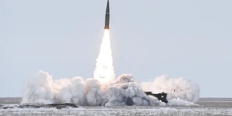 Rusya, Belarus’a taktik nükleer silah yerleştirecek