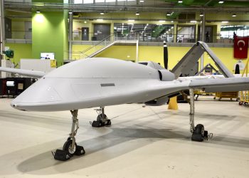 Selçuk Bayraktar paylaştı: “Bayraktar TB3” ilk uçuşuna gün sayıyor
