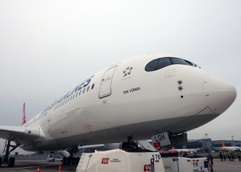 THY Teknik A.Ş ‘Tek Yürek’ isimli 400. uçağın boyanma anlarını paylaştı