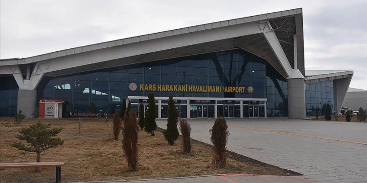 Kars Harakani Havalimanı uluslararası uçuşlara açıldı