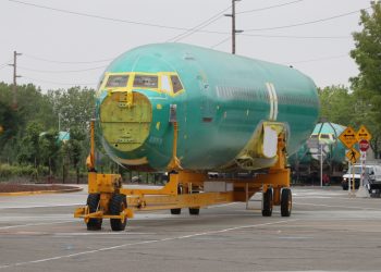 Boeing CEO’su Calhoun: MAX sorunu 45-50 uçağı geciktirecek