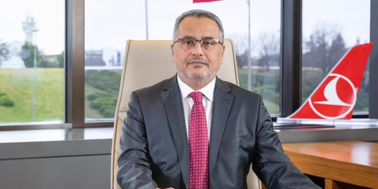 THY’den ünlü futbolcular Gerrard ve Cafu ile yeni film