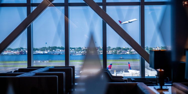 Delta, 363 milyon dolar net zarar açıkladı