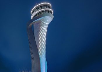 İstanbul Havalimanı kulesi mavi renkle ışıklandırıldı