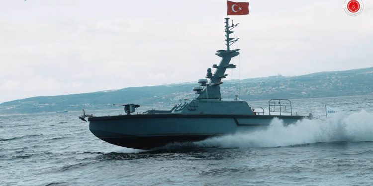 Türkiye’de ilk kez bir İDA’dan torpido atışı yapıldı