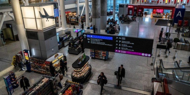 Toronto Perason Havalimanı’ndan 15 milyon dolarlık altın çalındı