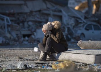 İki paragraflık yorumsuz bir yazı