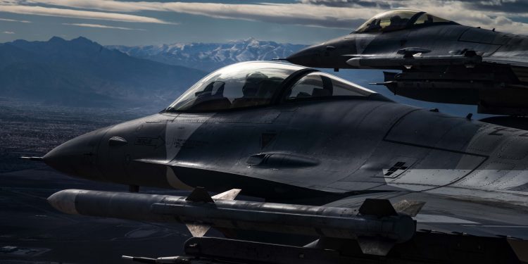 ABD: Ukraynalı pilotların F-16 eğitimine iki ülke öncülük edecek