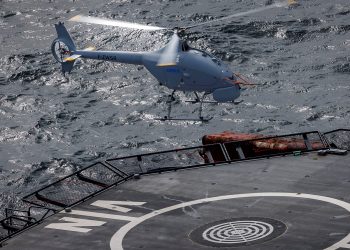 İnsansız keşif helikopteri VSR700 denizde test edildi