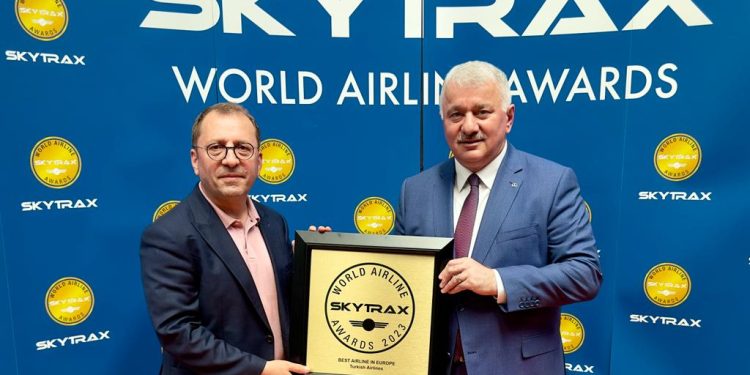 THY kendi koltuklarıyla ödüle uçtu