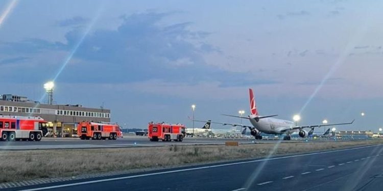 THY uçağı Frankfurt’a geri döndü
