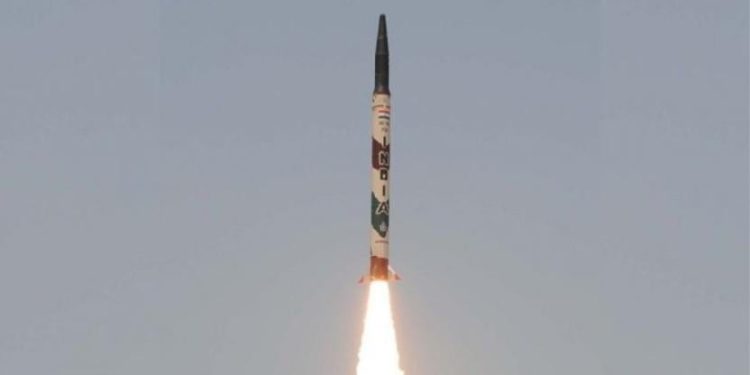 Hindistan’dan balistik füze denemesi