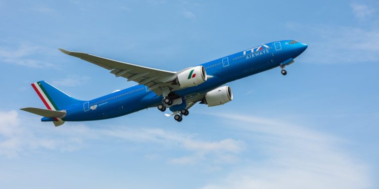 Airbus 5 ayda 244 uçak teslimatı yaptı