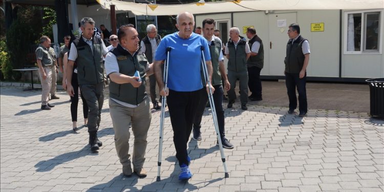 Düşen helikopterin Rus pilotu taburcu oldu