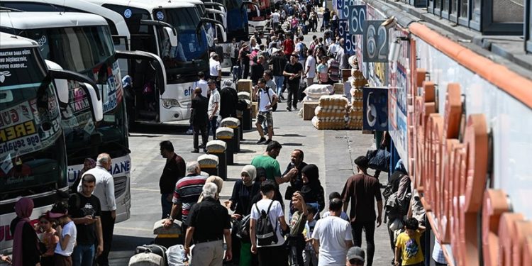 Uçak maliyetleri otobüsü cazip kılıyor