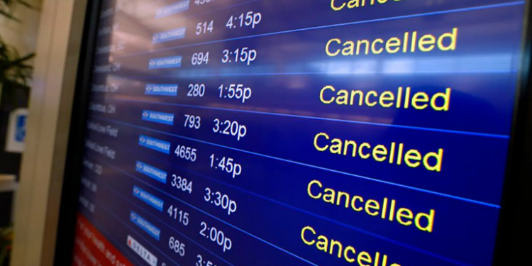 ABD’de fırtına nedeniyle 730’dan fazla uçuş iptal edildi