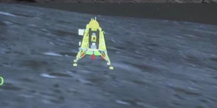 Hindistan, Ay’ın güney kutbuna iniş yapan ilk ülke oldu