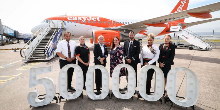 easyJet Belfast’tan 500 bininci yolcusunu uçurdu