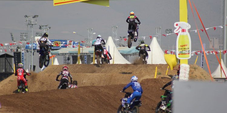 SASAD, Dünya Motokros Şampiyonası’na sponsor oldu