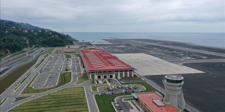 Rize-Artvin Havalimanı’na uçaklar olumsuz hava koşullarında inebilecek