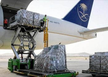 Depremzedelere yardım için Suudi Arabistan’dan 18. yardım uçağı