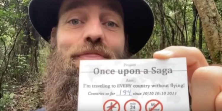 Uçakla seyahat etmeden dünyadaki tüm ülkeleri 10 yılda gezdi