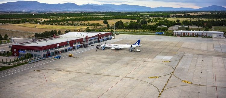 Malatya Havalimanı 8 ayda 500 bin yolcuya hizmet verdi