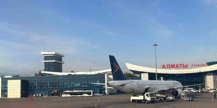 Orta Asya’nın en iyi havayolunu test ettim!