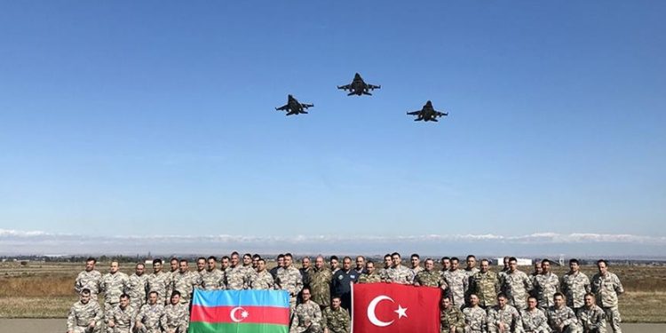 Türk F-16’ları Azerbaycan’da