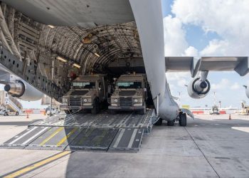 İsrail’e 45 kargo uçağı dolusu askeri destek!
