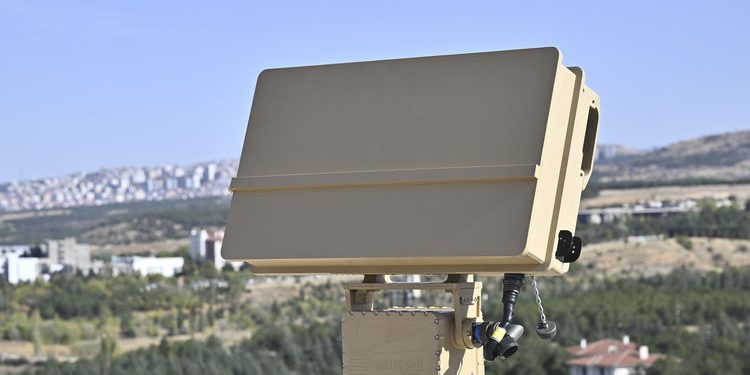 Türk radarı dron ve paramotorları tespit edecek