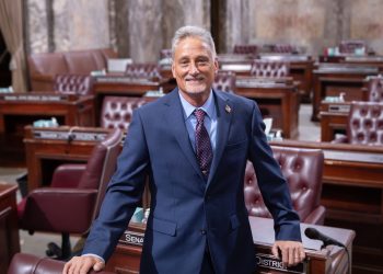 ABD’li senatör havalimanında gözaltına alındı