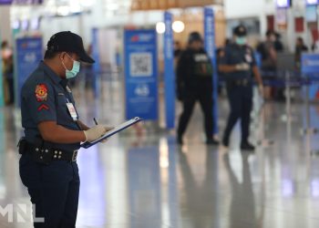 Filipinler’deki tüm havalimanlarında bomba alarmı