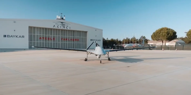 Bayraktar TB3 ilk koşu testini gerçekleştirdi
