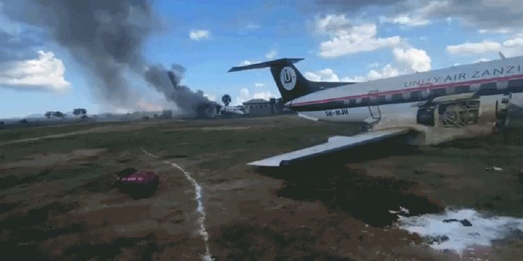 İki Embraer uçak aynı pistte saat farkıyla benzer kazalar yaşadı