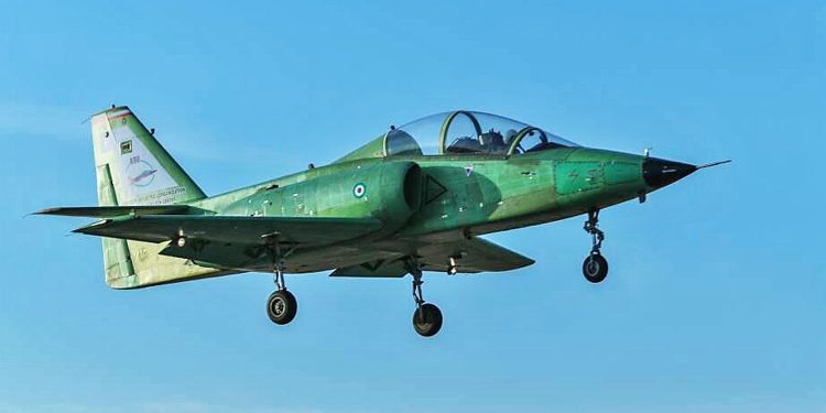 İran’ın eğitim uçağı Yasin ilk uçuşunu gerçekleştirdi