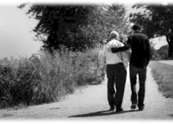 Sen de büyüdün Efe