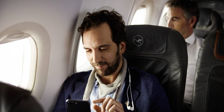 Lufthansa uçuşlarında ücretsiz mesajlaşma