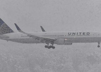 ABD’de kar fırtınası: 4 bin 200 uçuş iptal!