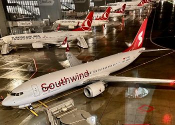 Bir havayolu daha tarifeli uçacak!