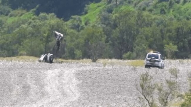 Avustralya’da uçak düştü: 1’i çocuk 2 kişi öldü